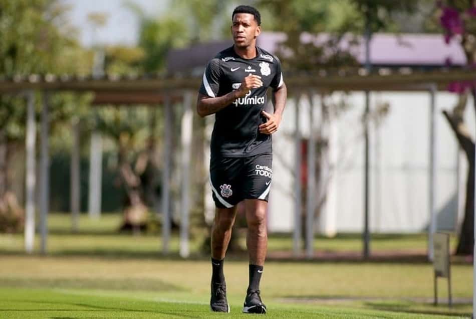 Gil revela 'receita' para completar 300 jogos pelo Corinthians: 'Conhecer e cuidar do corpo'
