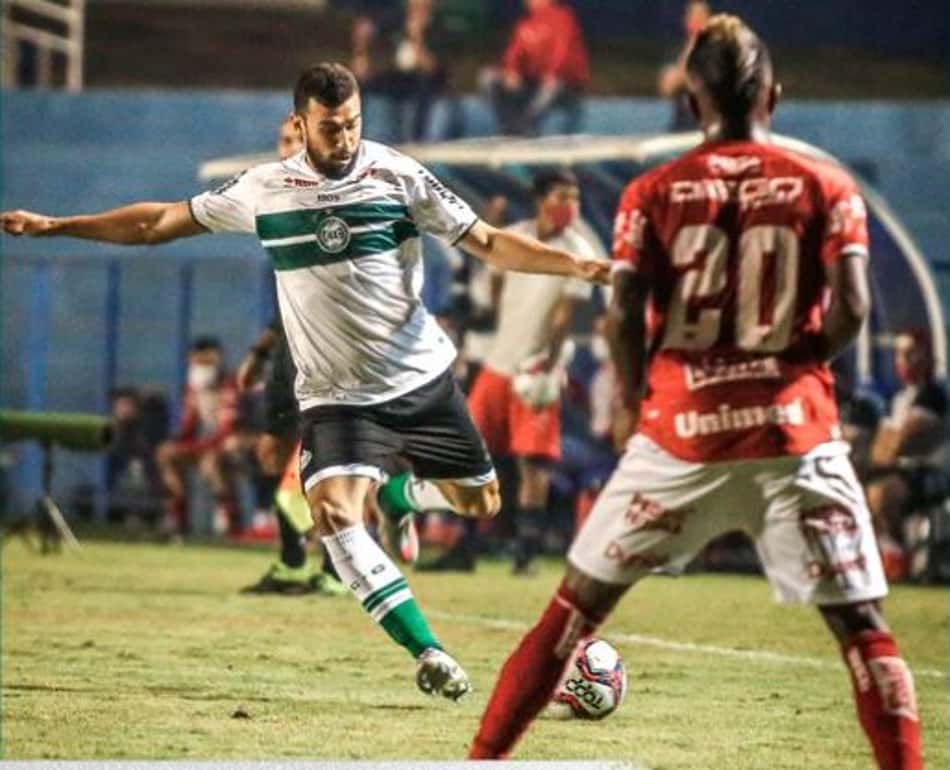 Mesmo sem brilho, Coritiba vence Vila Nova pela Série B