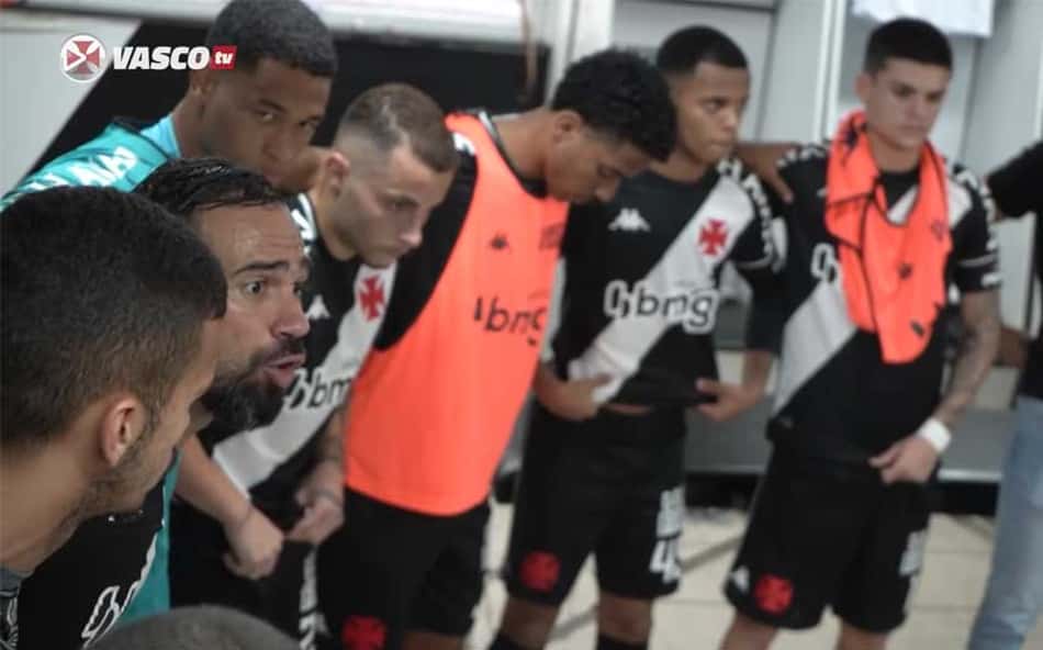 Liderança de Leandro Castan e discurso motivacional: os bastidores da vitória do Vasco sobre o CRB
