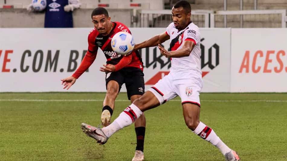 Christian projeta Athletico no topo do Brasileirão