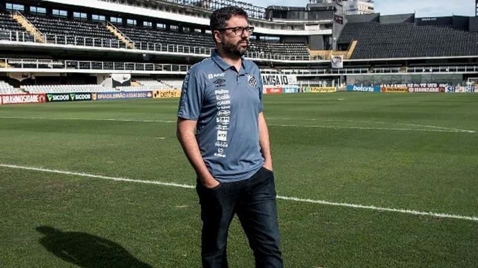 Santos fecha parceria com consultoria para rede 'Meninos da Vila'