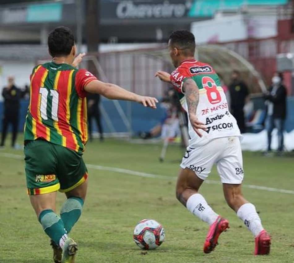 Em jogo truncado, Brusque e Sampaio empatam