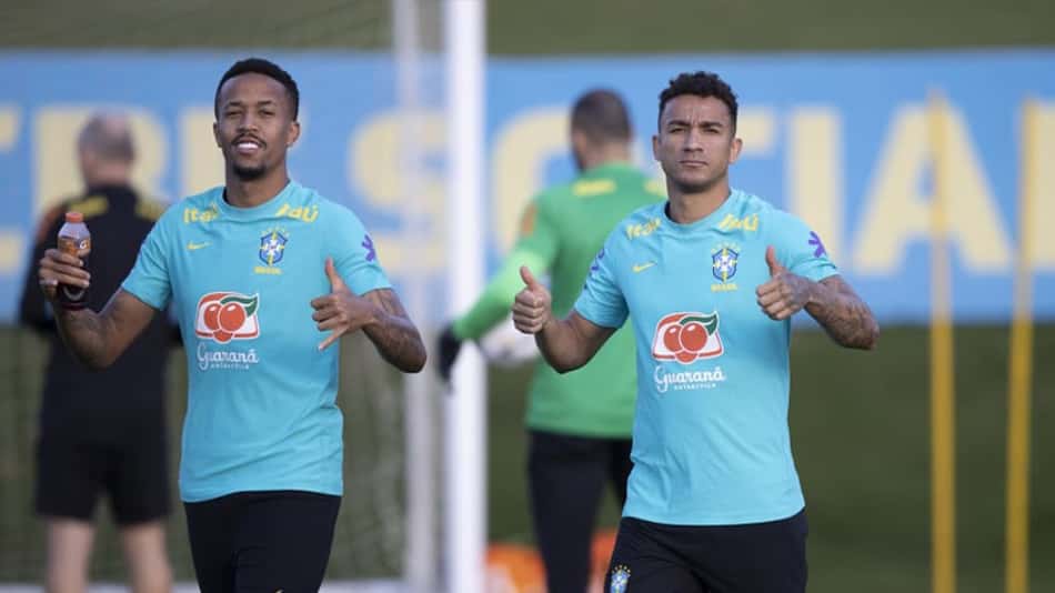 Com descontração e até funk, Seleção Brasileira realiza treino na Granja Comary e faz mistério sobre time