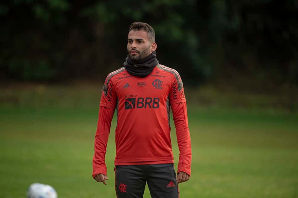 Flamengo chega a acordo para contratar Thiago Maia; saiba mais