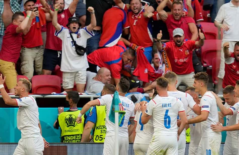 Surpresa na Euro, República Tcheca chega às quartas com base forte em sua liga nacional