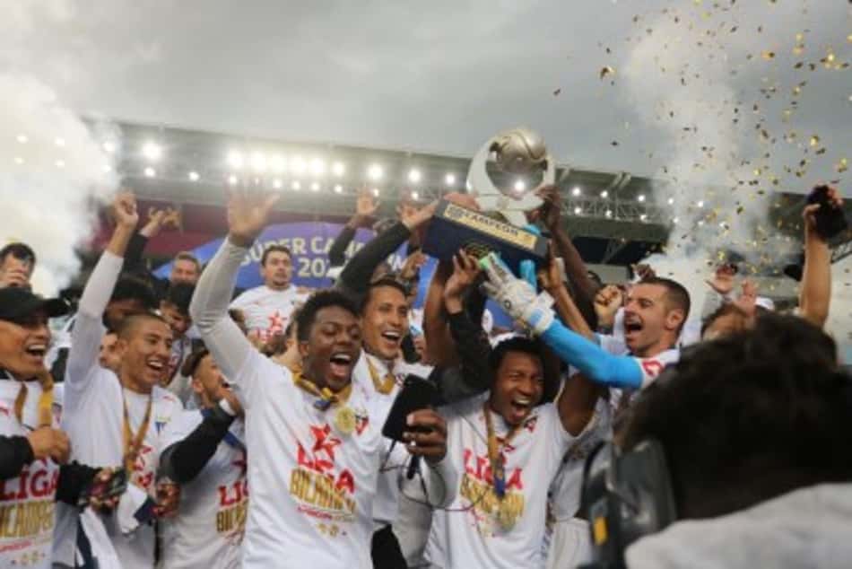 Bicampeã! LDU levanta mais uma taça da Supercopa do Equador; veja os números