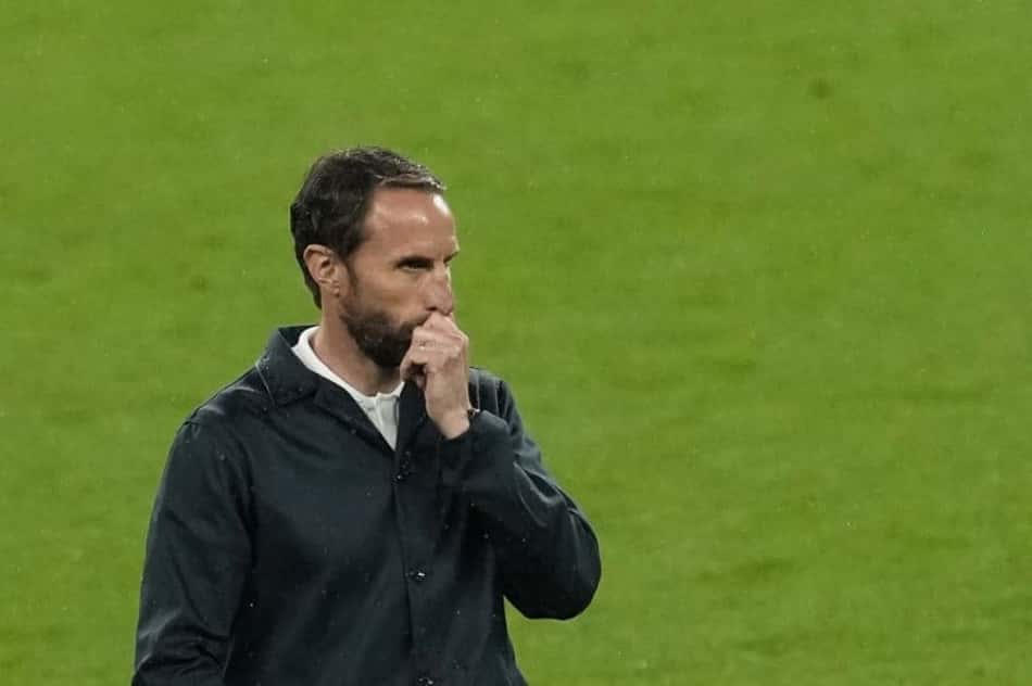 Em 1996, Gareth Southgate, técnico da Inglaterra, foi vilão em disputa de pênaltis contra a Alemanha na Euro