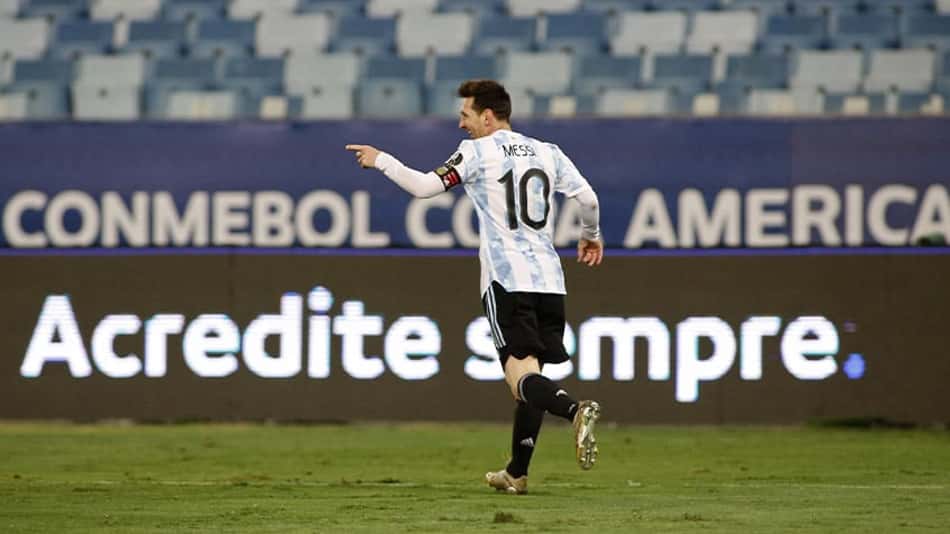 Messi faz dois, Argentina goleia Bolívia e se classifica em primeiro no Grupo A da Copa América