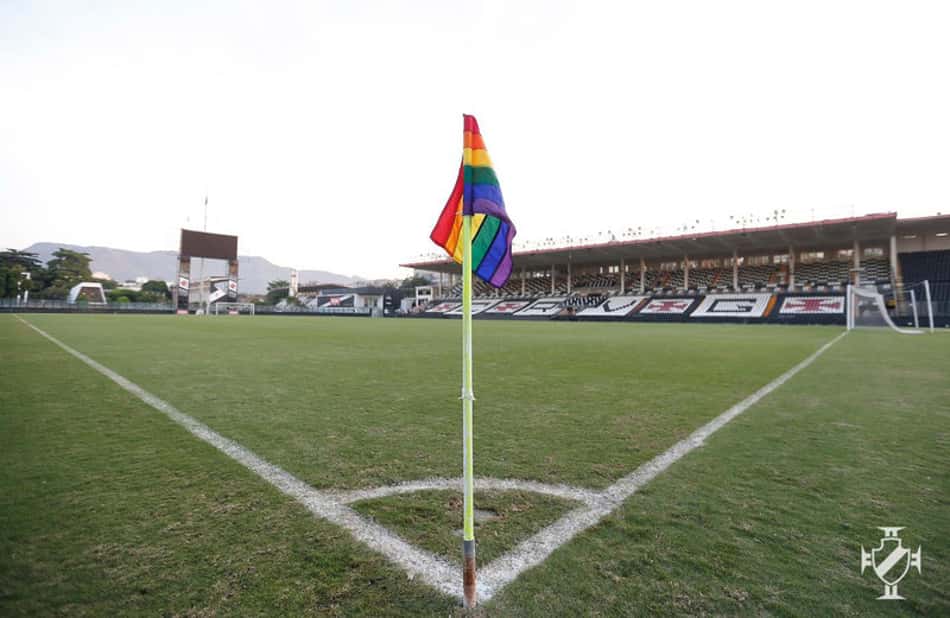 Vasco reforça DNA de luta contra o preconceito. Veja momentos em que o clube defendeu as causas sociais