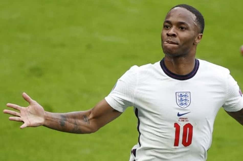 Sterling comemora classificação da Inglaterra na Euro: 'Grande exibição'
