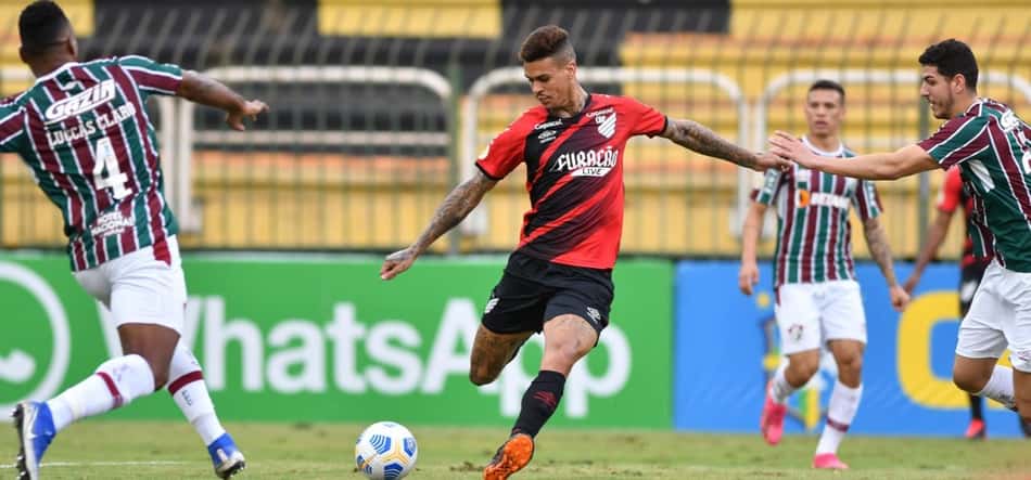 Richard é anunciado como novo reforço do Ceará