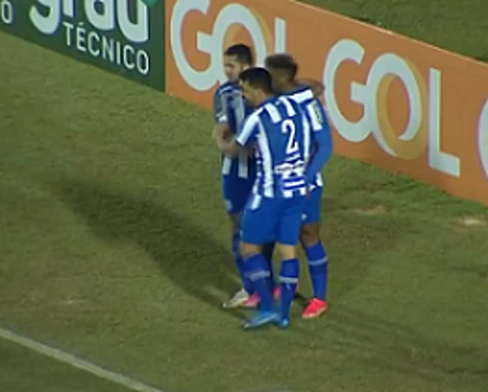 Pela Série B, Avaí vence o Londrina e sobe na classificação
