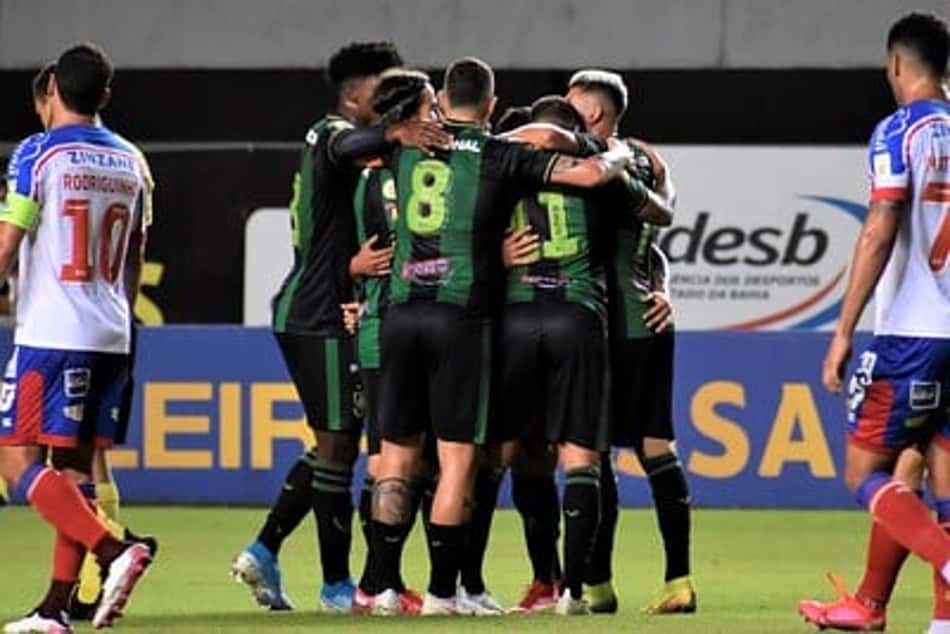 América-MG x Bahia. Onde assistir, prováveis times e desfalques