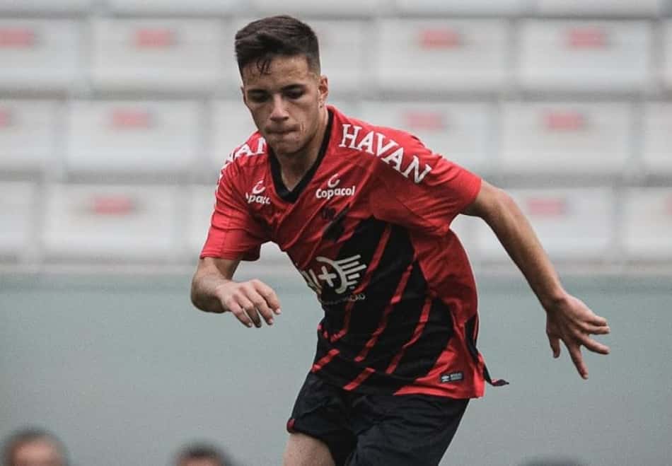 João Pedro quer Athletico brigando no topo do Brasileirão Sub-20