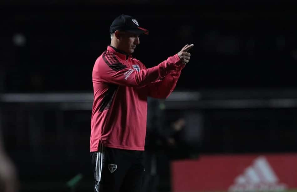 Juan Branda em coletiva após São Paulo x Red Bull Bragantino