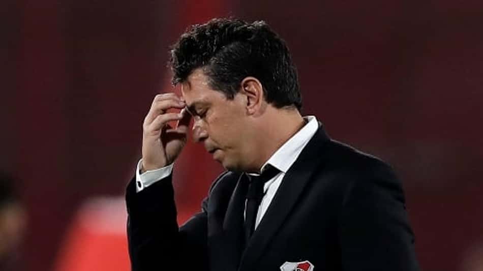 Fica ou vai embora? Presidente do River fala sobre futuro de Gallardo
