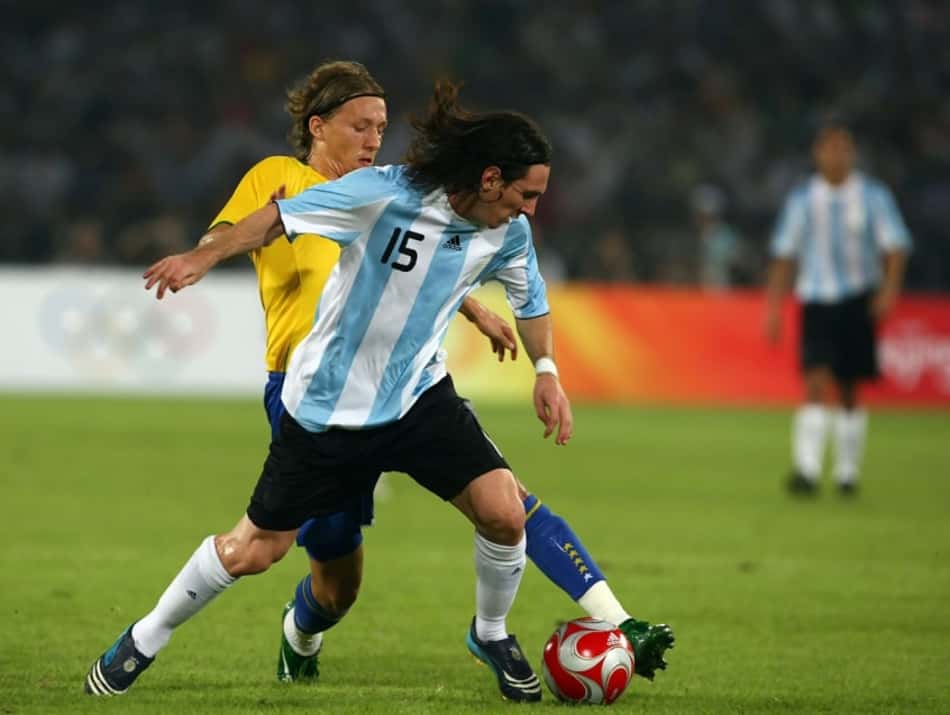 Messi, CR7, Romário… Veja 20 astros do futebol mundial que jogaram Olimpíadas