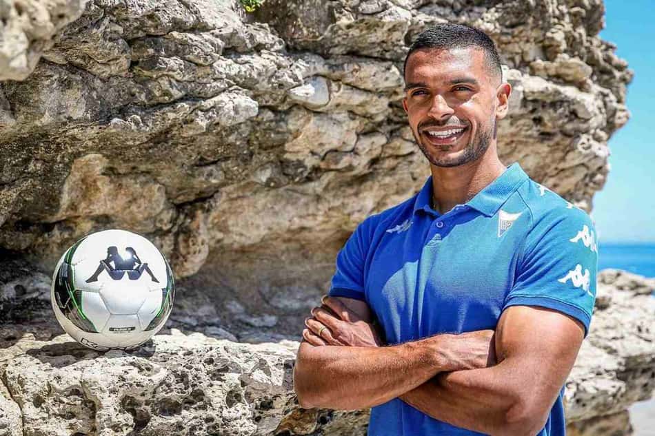 Estoril acerta a contratação do zagueiro brasileiro Lucas Áfrico