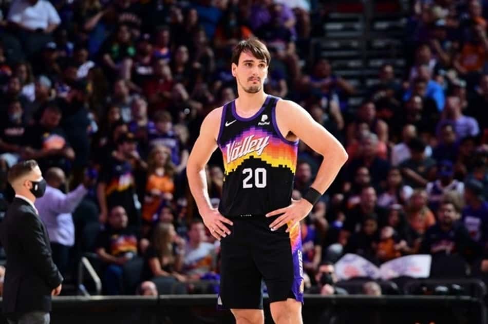 Dario Saric rompe ligamento do joelho e está fora por tempo indeterminado