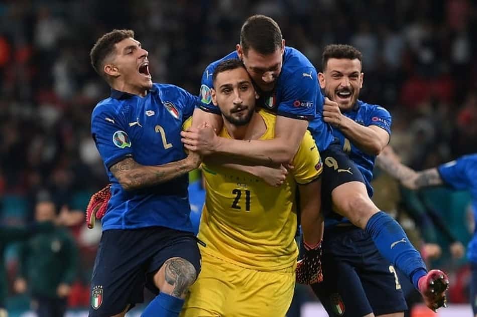 'Não sabia que tínhamos vencido', diz Donnarumma após não comemorar pênalti de Saka na final da Eurocopa