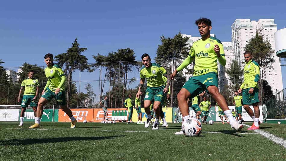 Escalação do Palmeiras: equipe realiza último treino antes de viagem para o Chile