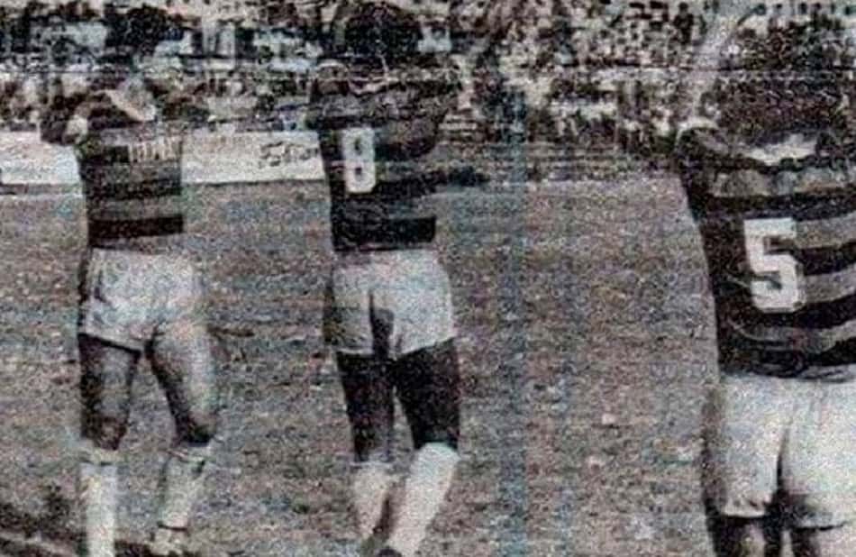 Rival inédito do Flamengo, Defensa y Justicia já atuou com uniforme inspirado no clube carioca