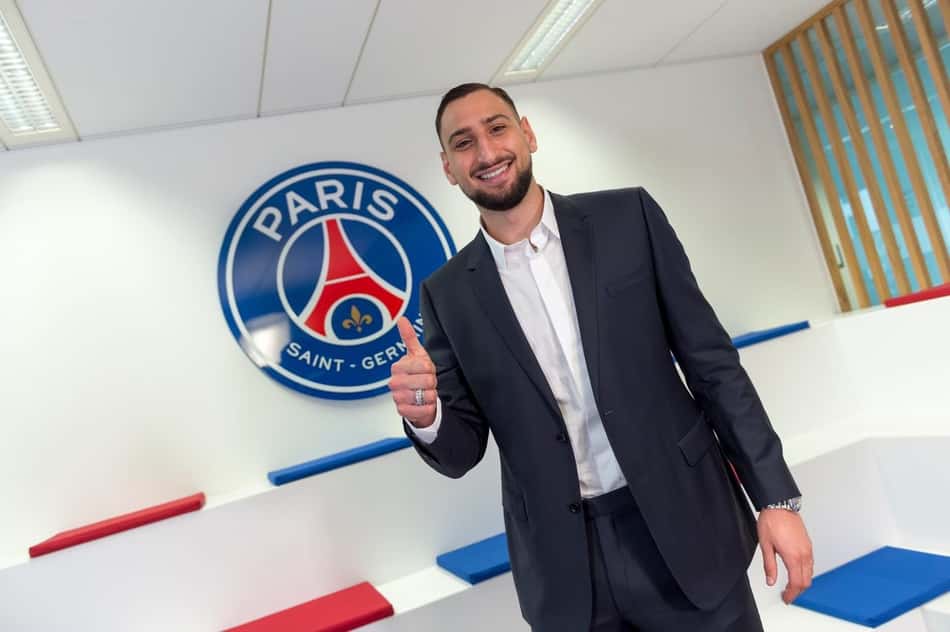 PSG anuncia a contratação do goleiro Gianluigi Donnarumma, eleito o melhor jogador da Eurocopa