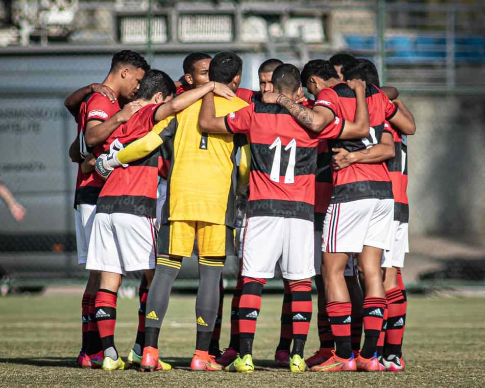 Flamengo perde para o Atlético-MG, mas se classifica no agregado e vai às semifinais do Brasileiro Sub-17