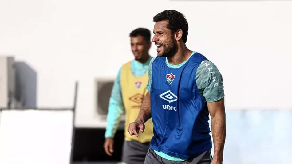 Fred pede para torcida do Fluminense não vaiar elenco durante jogos: 'Se for para haver, que seja no fim'