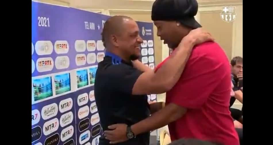 Amistoso entre lendas de Barcelona e Real Madrid reunirá craques como Ronaldinho, Deco e Roberto Carlos