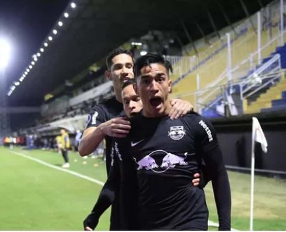 Bragantino segura empate com Del Valle e avança na Sul-Americana