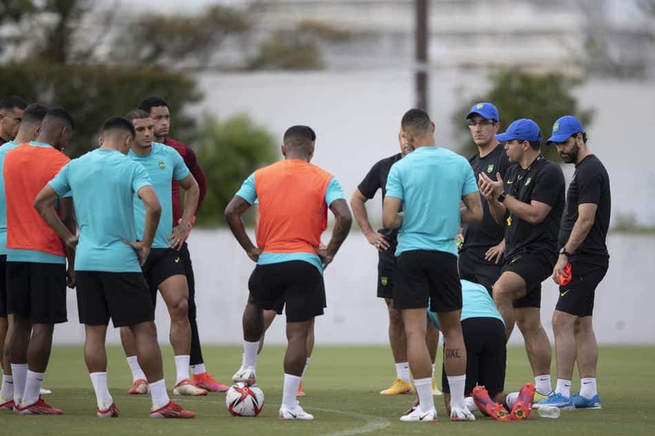 Sem Nino e Douglas Luiz, Brasil encerra preparação para duelo com a Costa do Marfim nos Jogos Olímpicos