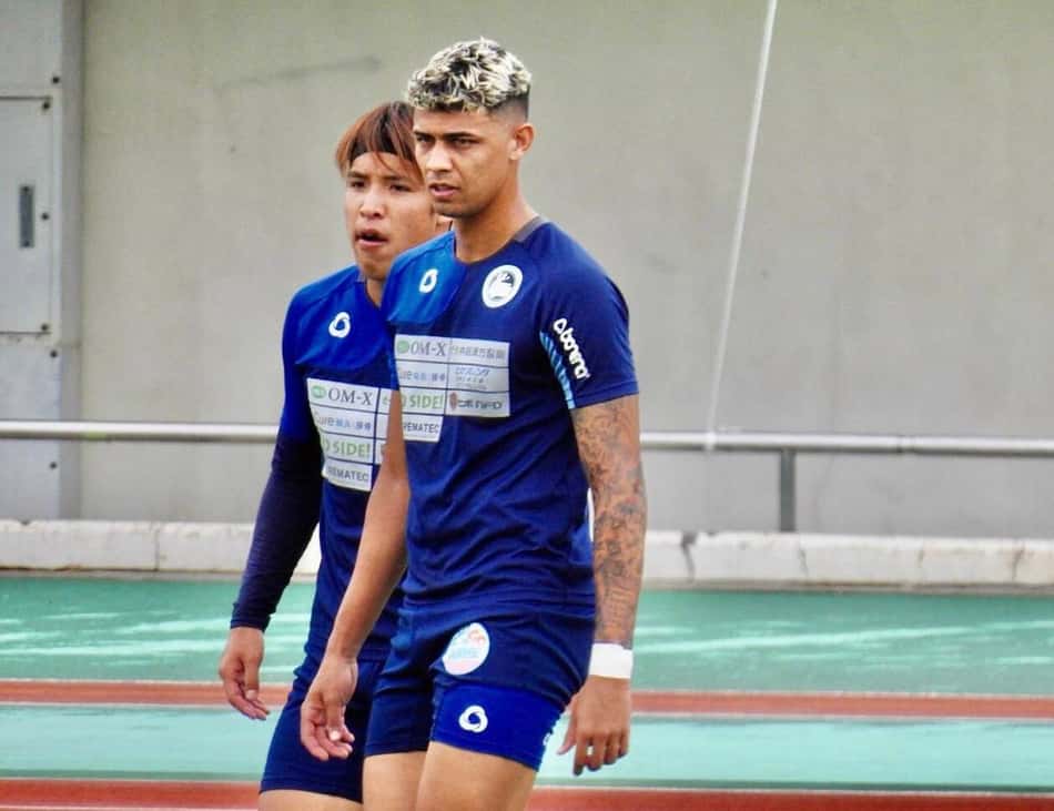 Luiz Fernando comenta adaptação ao futebol japonês: 'Preparado para ajudar a equipe'