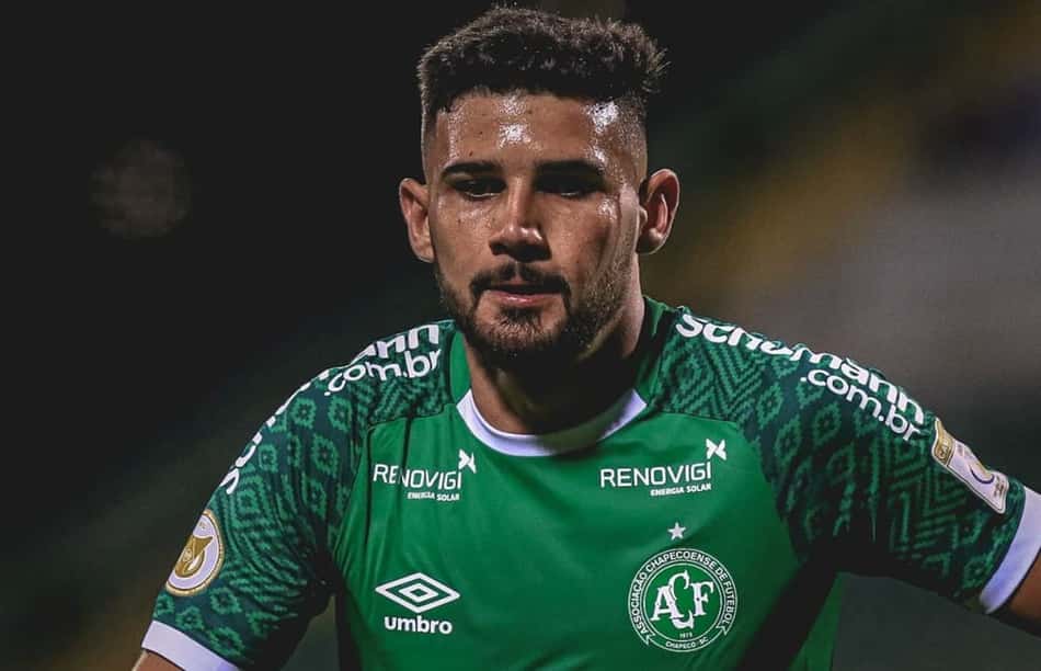 Zagueiro Ignácio tem diagnosticada ruptura de ligamento no joelho