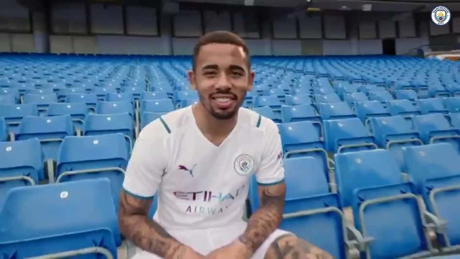 Torcedores do Manchester City elegem Gabriel Jesus como jogador do mês