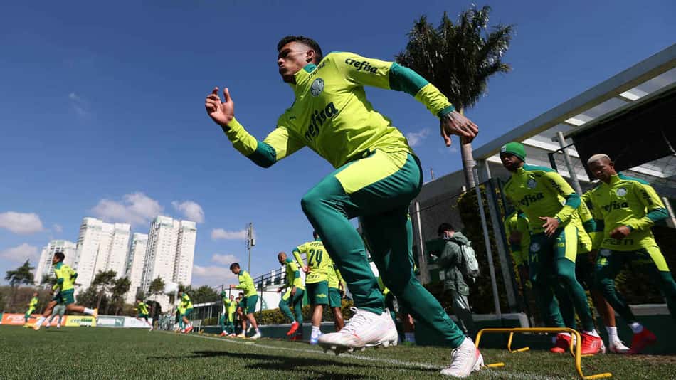 De olho em clássico, Palmeiras treina e realiza atividades técnicas e táticas