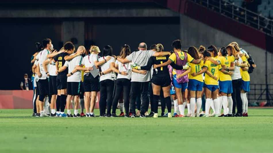 Após sua eliminação na Olimpíada, delegação da Seleção Feminina começa logística para deixar Tóquio