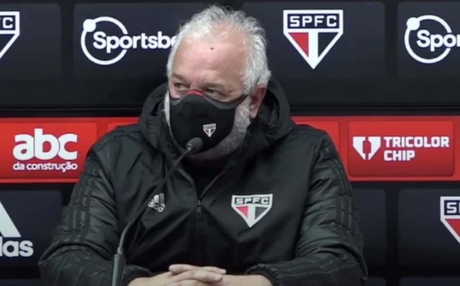 Carlos Belmonte explica dívidas do São Paulo, 'banca' Ceni e esclarece situação de Gabriel Neves