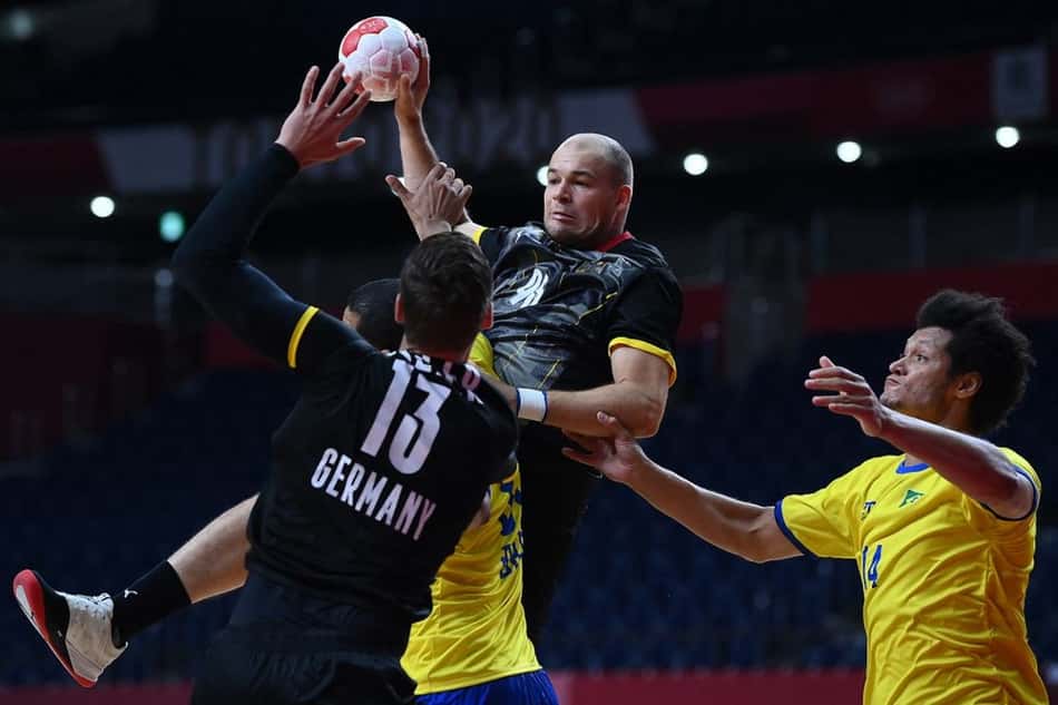 Brasil perde para Alemanha e é eliminado no handebol masculino
