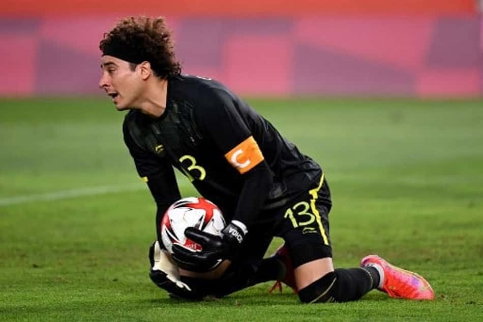 Ochoa dá declaração após decisão polêmica de técnico no México