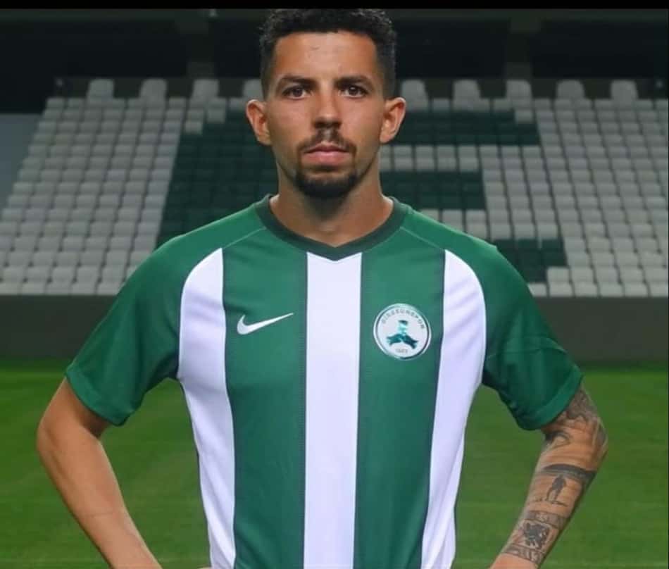 Flávio celebra chegada ao Giresunspor: 'Confiante para desempenhar meu melhor futebol'