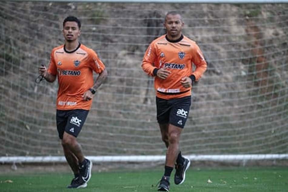 Mariano minimiza vacilos fora de casa do Galo e diz que oscilação é normal: 'Estamos no caminho certo'