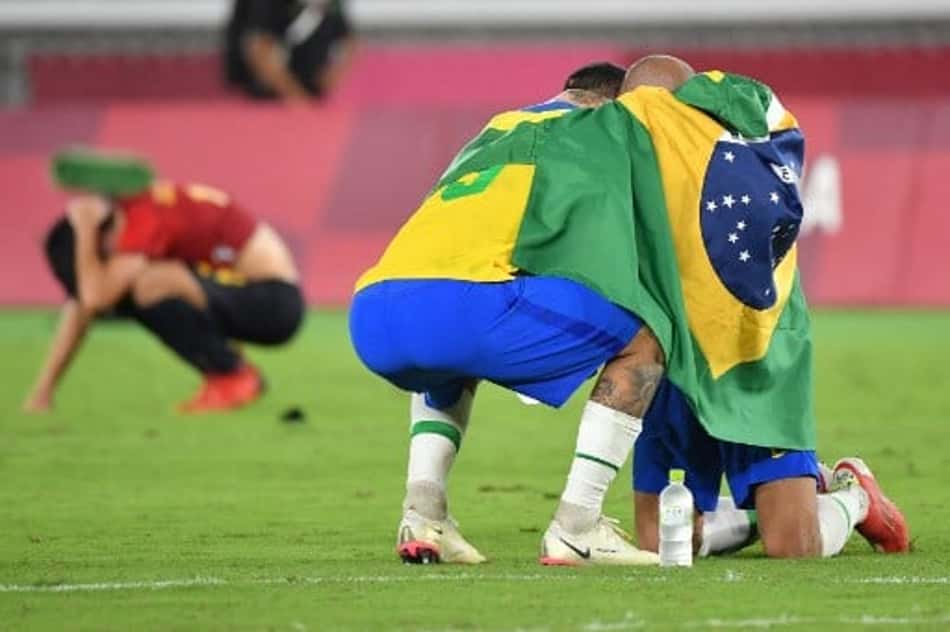 Com medalhas deste sábado, Brasil iguala seu recorde de ouros numa edição de Olimpíada