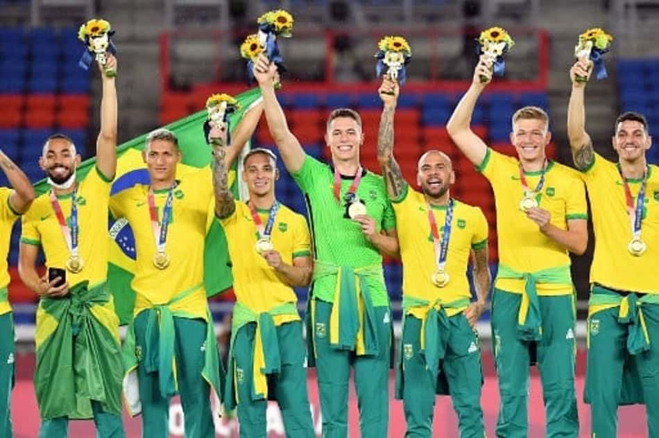 Tite projeta integração da geração campeã olímpica com a Seleção: 'Concorrência de performance'