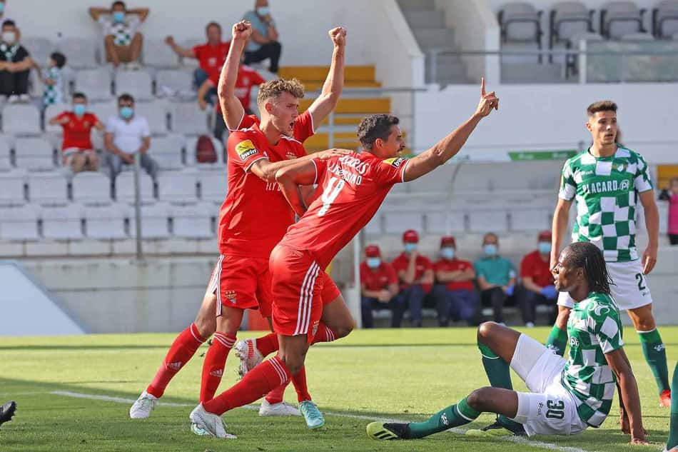 Com gol do brasileiro Lucas Veríssimo, Benfica estreia com vitória no Campeonato Português