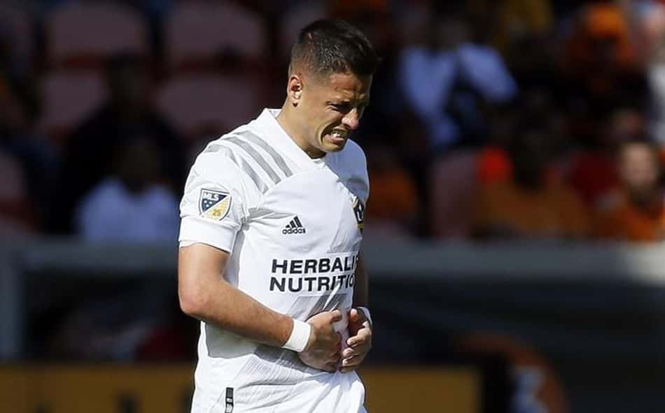 Chicharito pode perder jogo na MLS por motivo inusitado; veja qual