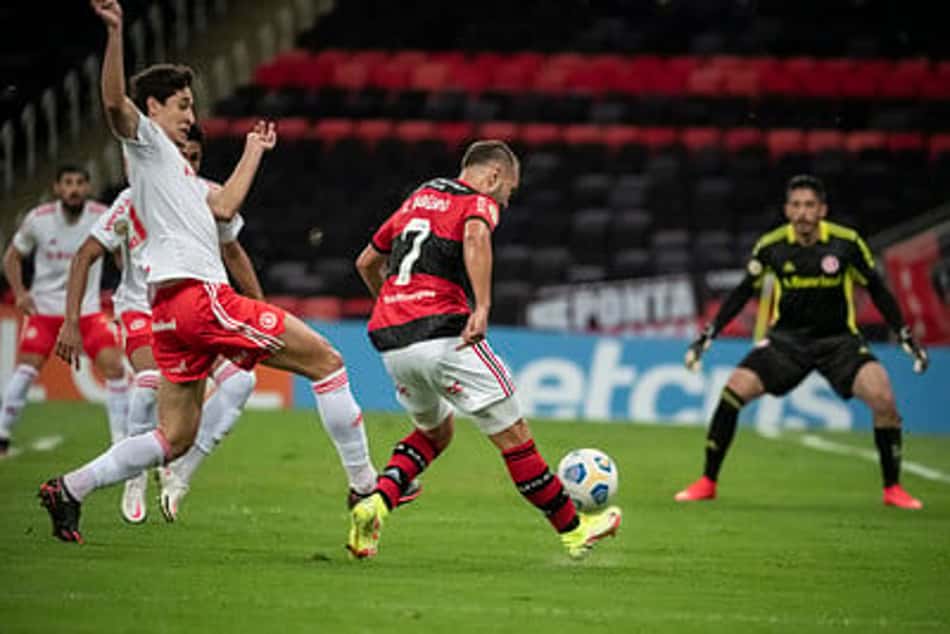 Everton Ribeiro - Flamengo x Internacional
