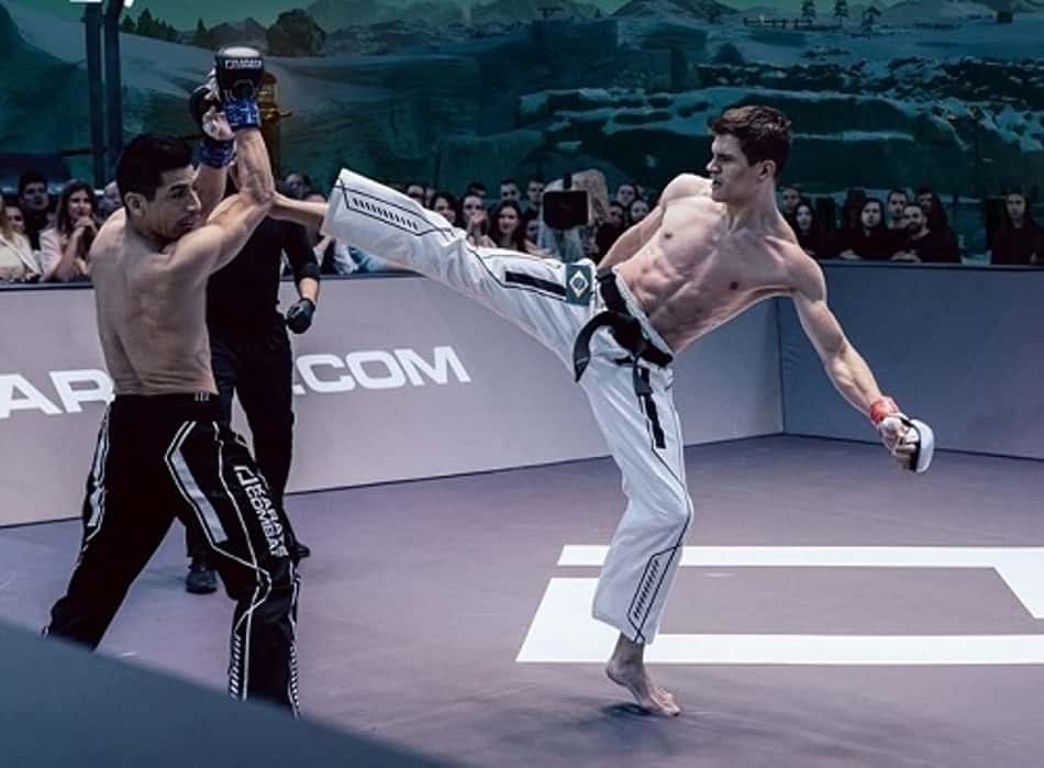 Bruno Assis disputa cinturão e pode ser o primeiro brasileiro campeão do Karate Combat
