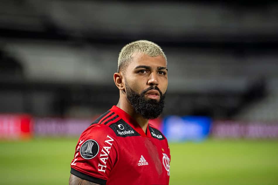 Carlos Alberto dispara contra Gabigol: 'Falou que futebol brasileiro é várzea, mas é aqui que ele sobrevive'