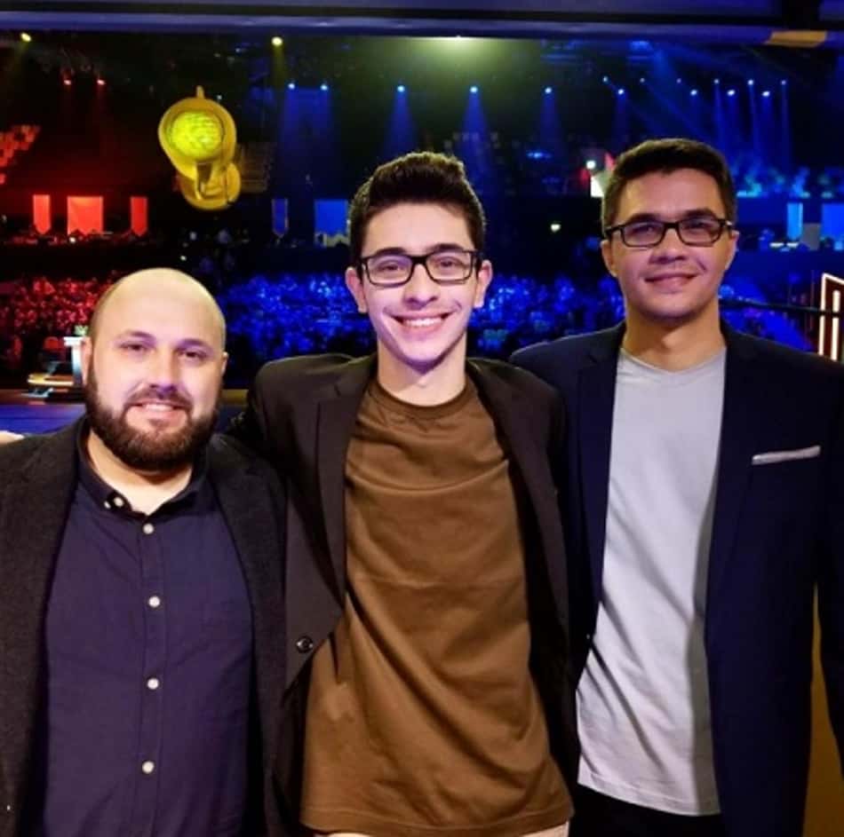 Bruno Clash ao lado de Flakes Power e DidiGPX em Londres, no Mundial de Clash Royale em 2017 — Foto: Arquivo Pessoal